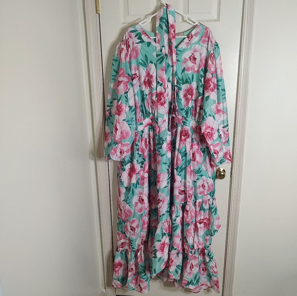 Ivy City Co. Floral Maxi Dress with Green and Pink Pattern